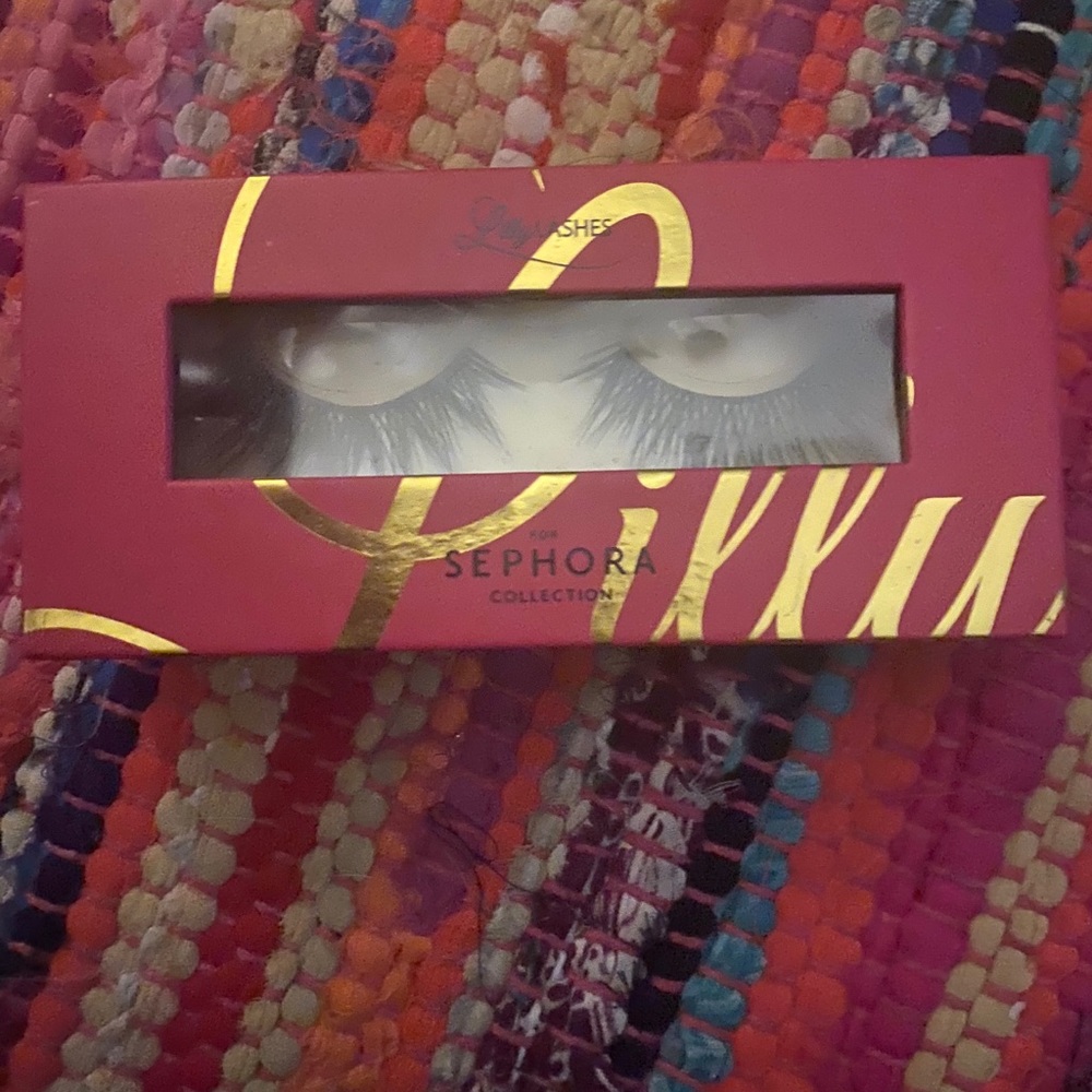 Lilly Lashes